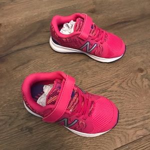 New Balance Shoes Toddler size 7.5  Pink/ Purple